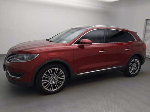 Used 2016 Lincoln MKX Reserve w/ Climate Package image 2