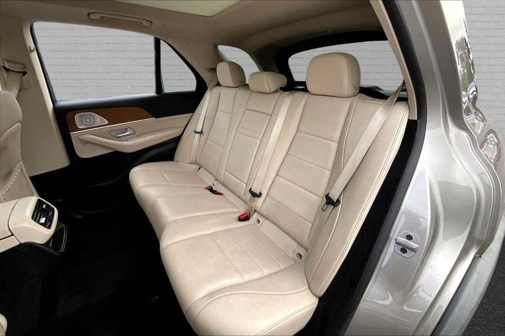 Used 2022 Mercedes-Benz GLE 350 4MATIC w/ Premium Package image 21