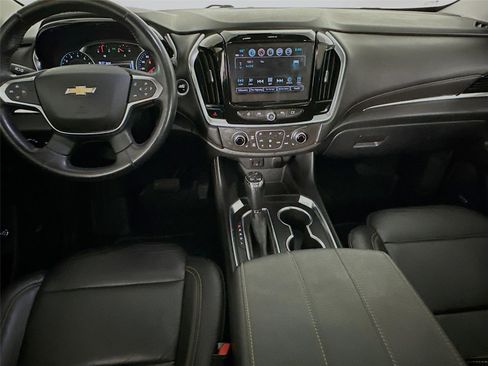 Used 2018 Chevrolet Traverse LT image 21