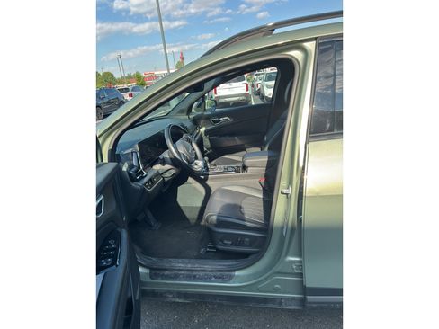 Used 2024 Kia Sportage X-Line w/ X-Line Premium Package AWD/4WD image 11