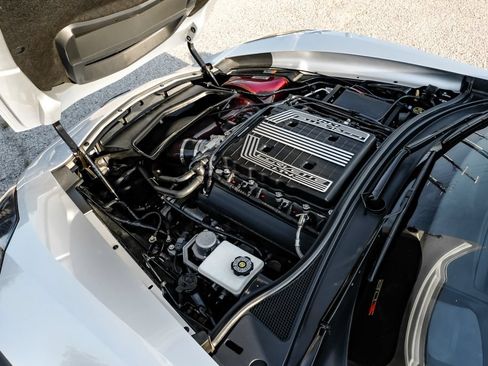 Used 2018 Chevrolet Corvette Z06 RWD image 46
