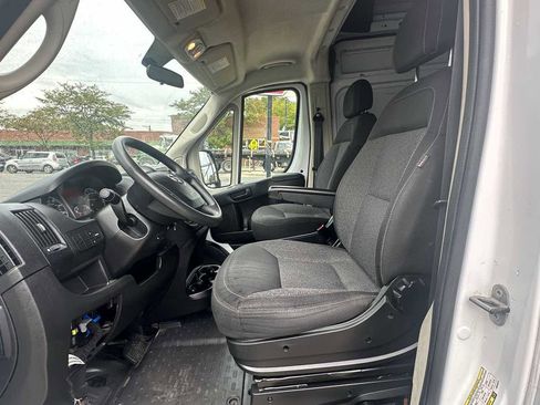 Used 2021 RAM ProMaster 2500 image 10