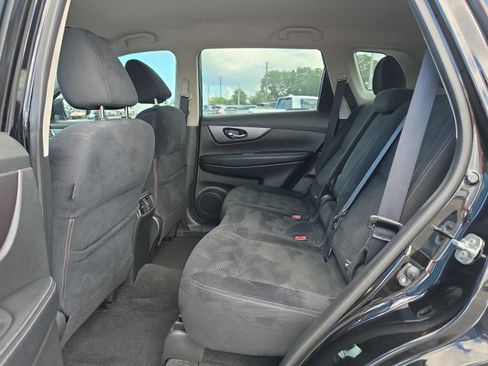Used 2016 Nissan Rogue S FWD image 13