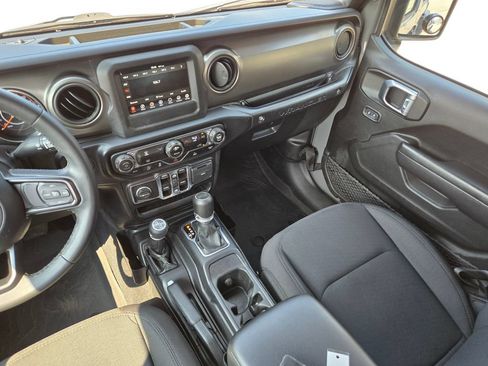 Used 2022 Jeep Wrangler Unlimited Sport AWD/4WD image 20