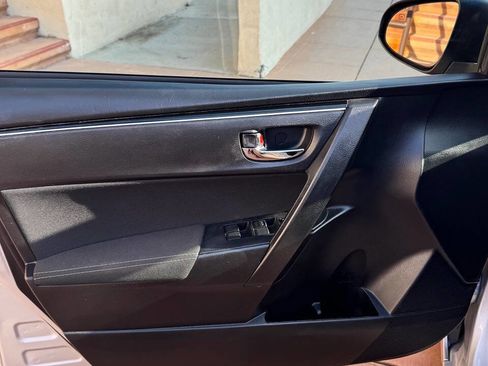 Used 2019 Toyota Corolla LE w/ Carpet Mat Package (TMS) image 16