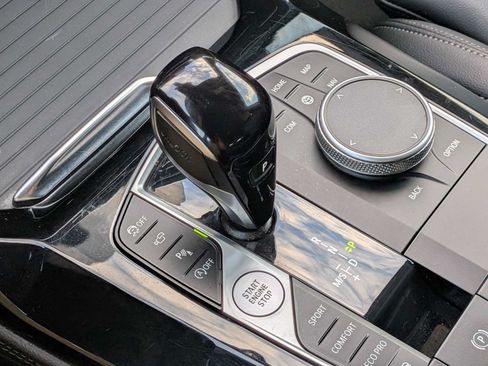 Used 2024 BMW X4 xDrive30i AWD/4WD image 31