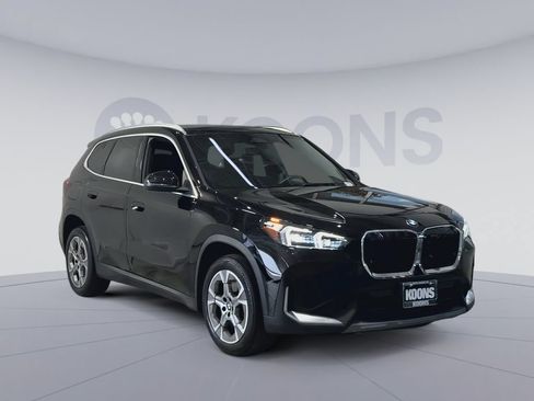 Used 2023 BMW X1 xDrive28i w/ Convenience Package AWD/4WD image 2