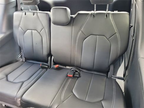 New 2026 Chrysler Voyager LX image 6