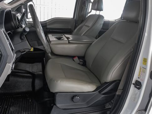Used 2017 Ford F350 XL w/ Power Equipment Group RWD image 27