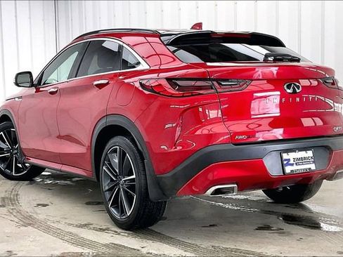 Certified 2024 INFINITI QX55 Essential image 12