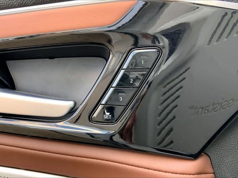 Certified 2025 Acura MDX SH-AWD w/ Technology Package image 31