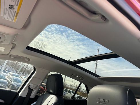 New 2025 Buick Envision Sport Touring image 18