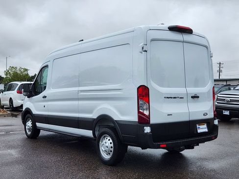 New 2026 Ford Transit 250 148 Medium Roof Extended AWD image 5