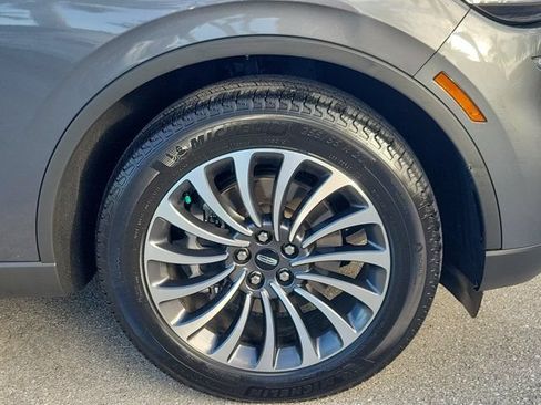 Certified 2023 Lincoln Aviator Reserve w/ Elements Package Plus RWD image 12