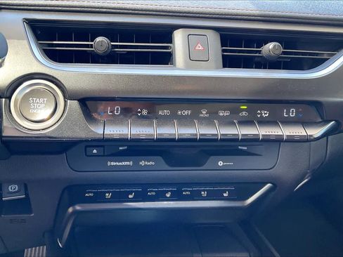 Used 2020 Lexus UX 200 w/ Premium Package image 32