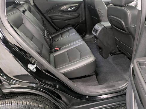 Used 2023 GMC Terrain SLT w/ Tech Package image 26