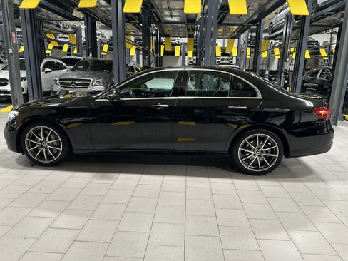 Certified 2023 Mercedes-Benz E 350 4MATIC Sedan image 2