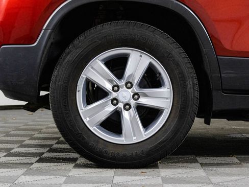 Used 2019 Chevrolet Trax LT w/ LT Convenience Package image 43