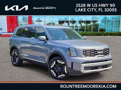 Used 2025 Kia Telluride S