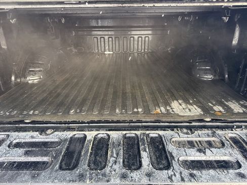 Used 2022 Ford F250 Lariat w/ Tremor Off-Road Package image 43