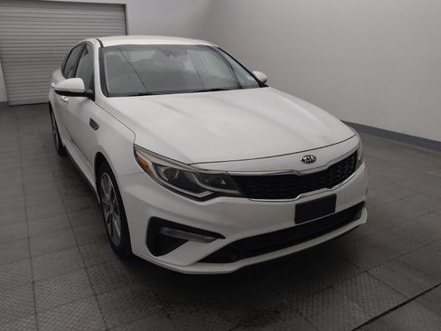 Used 2019 Kia Optima S FWD image 14