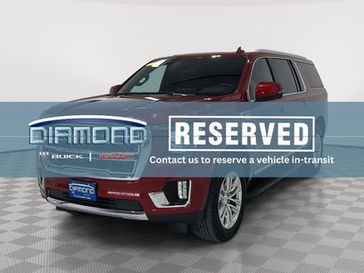 Used 2024 GMC Yukon XL SLT w/ SLT Premium Package