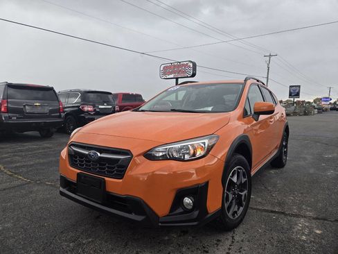 Used 2020 Subaru Crosstrek 2.0i Premium w/ Moonroof Package 2 image 2