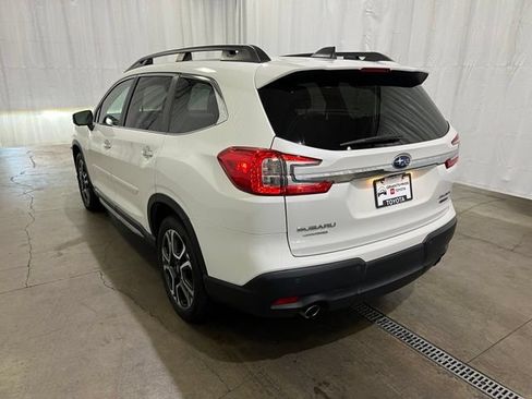 Used 2023 Subaru Ascent Touring AWD/4WD image 6