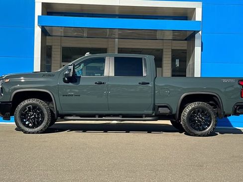 New 2026 Chevrolet Silverado 2500 LT w/ Trail Boss Package image 9