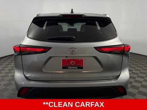 Used 2022 Toyota Highlander L image 5