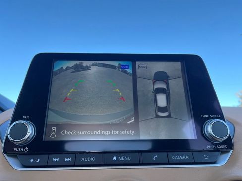 New 2025 Nissan Sentra SV w/ SV Premium Package image 9