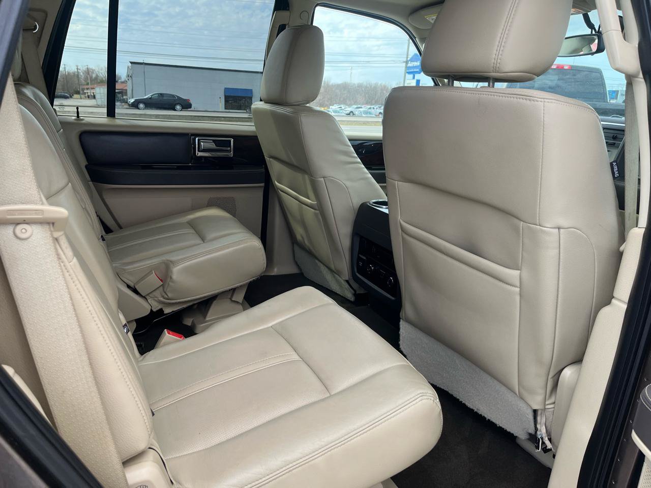 Used 2015 Lincoln Navigator 4WD w/ Equipment Group 101A Reserve image 15