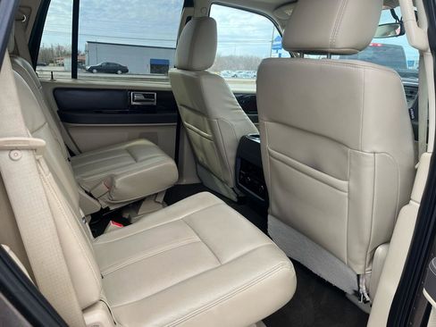Used 2015 Lincoln Navigator 4WD w/ Equipment Group 101A Reserve image 15
