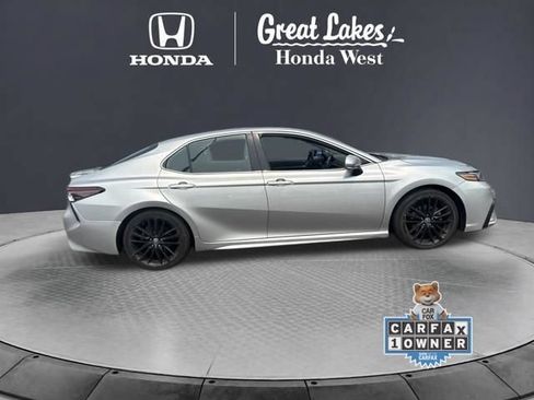 Used 2021 Toyota Camry XSE AWD/4WD image 9