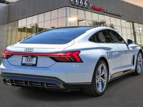 Used 2023 Audi e-tron GT Premium Plus AWD/4WD image 4