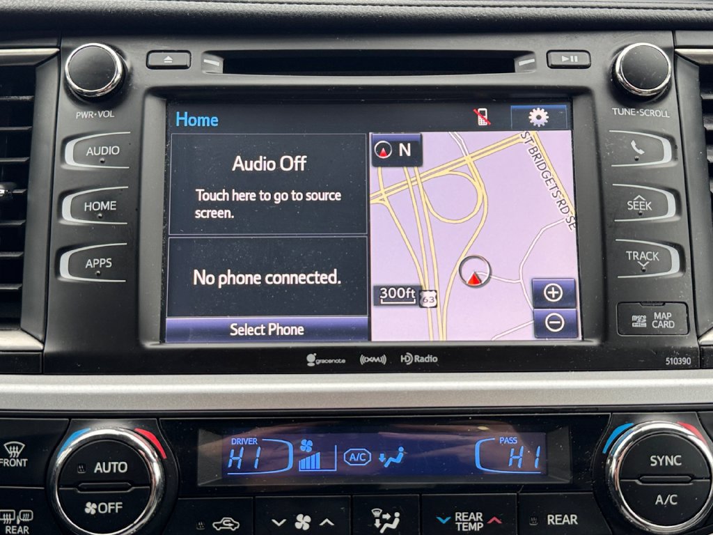 Used 2019 Toyota Highlander XLE AWD/4WD image 21