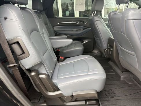 Certified 2023 Buick Enclave Essence w/ Sport Touring Edition FWD image 18