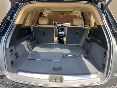 Used 2025 Cadillac XT6 Sport w/ Platinum Package AWD/4WD image 12