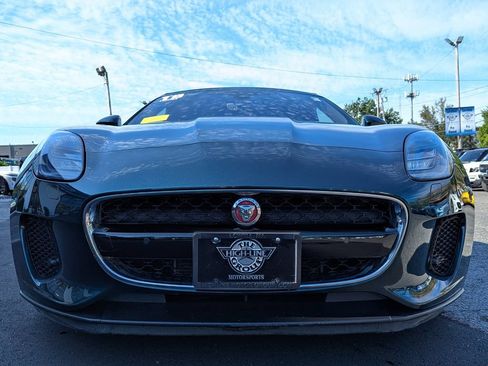 Used 2019 Jaguar F-TYPE Convertible RWD image 4