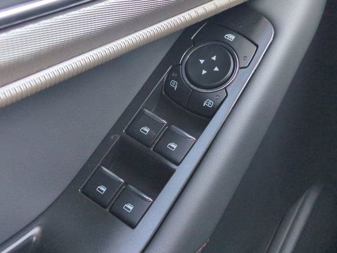 New 2026 Ford Explorer Active w/ Active Comfort Package image 26