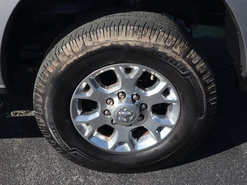 Used 2019 RAM 2500 Laramie image 24