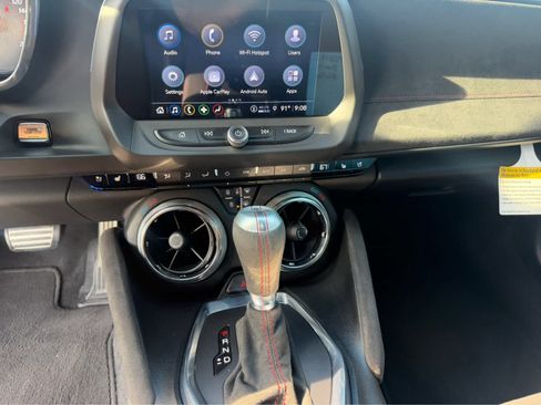 Used 2021 Chevrolet Camaro ZL1 RWD image 8