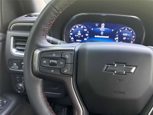 Used 2024 Chevrolet Suburban RST w/ Luxury Package AWD/4WD image 19