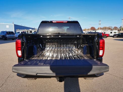 New 2026 GMC Sierra 1500 Elevation image 5