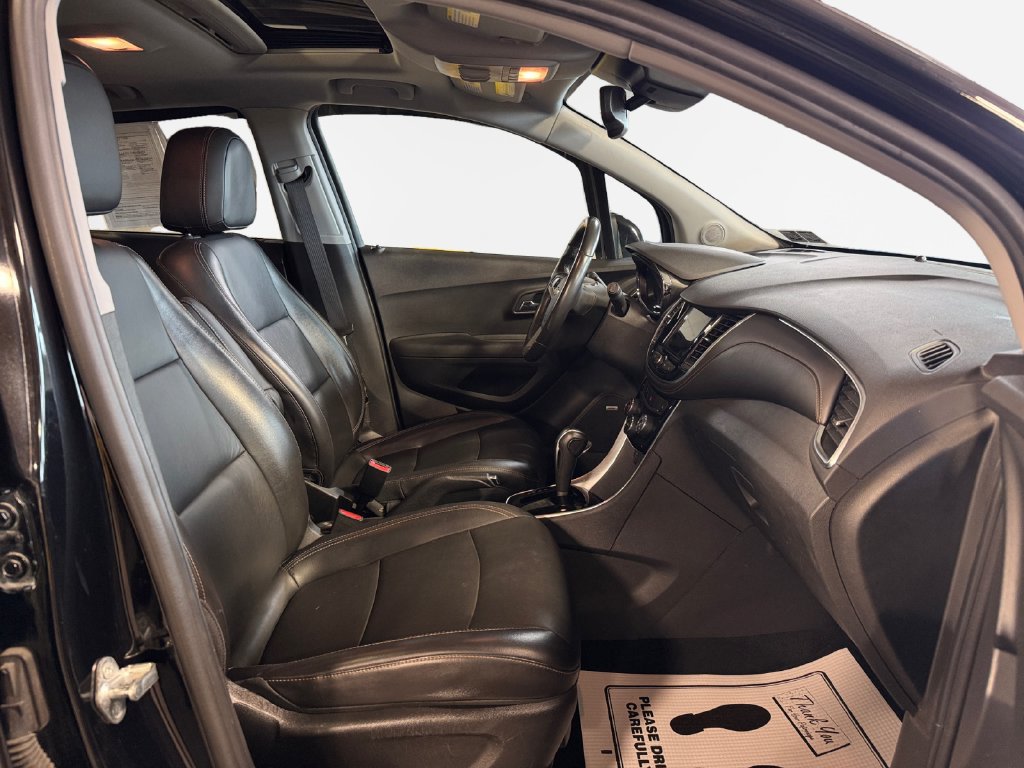 Used 2019 Chevrolet Trax Premier AWD/4WD image 26