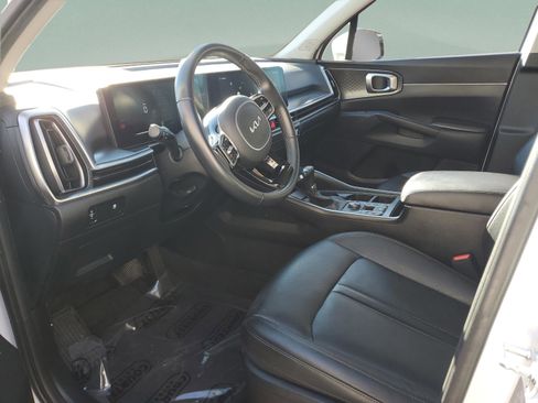 Certified 2024 Kia Sorento S image 16