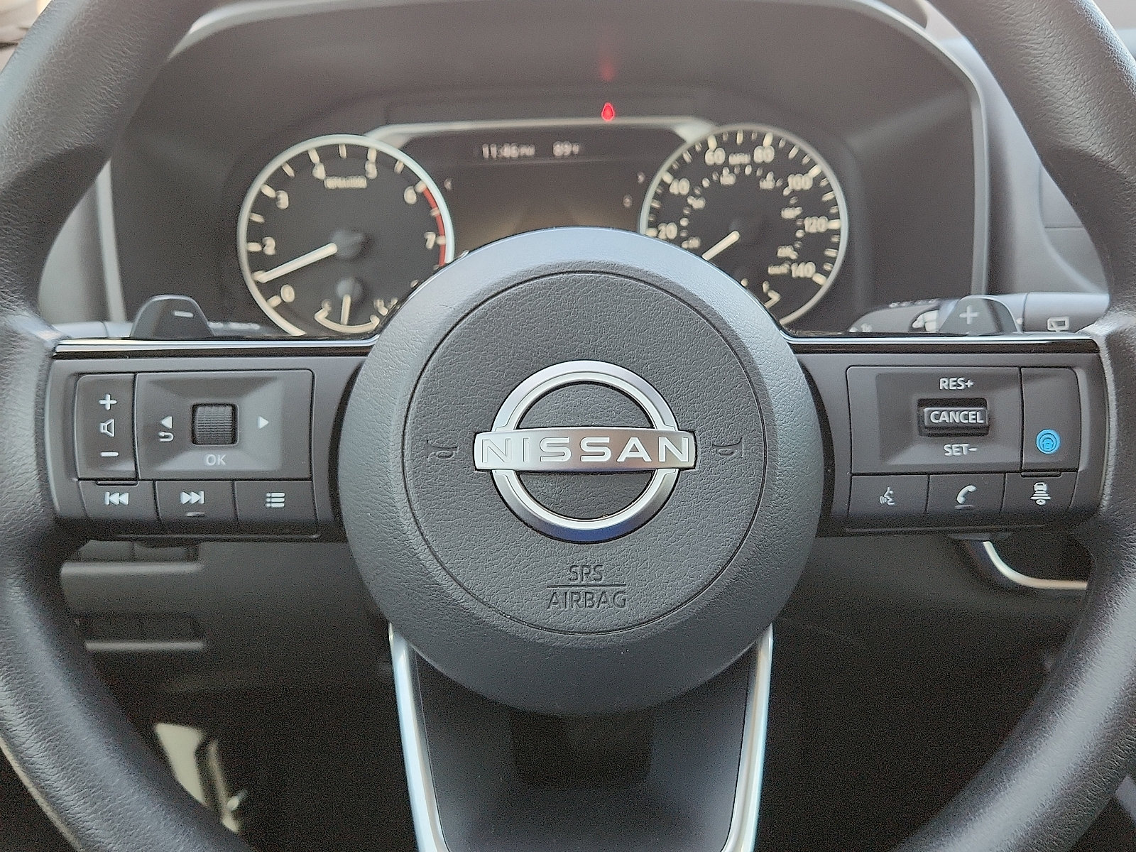 Used 2023 Nissan Rogue SV FWD image 25