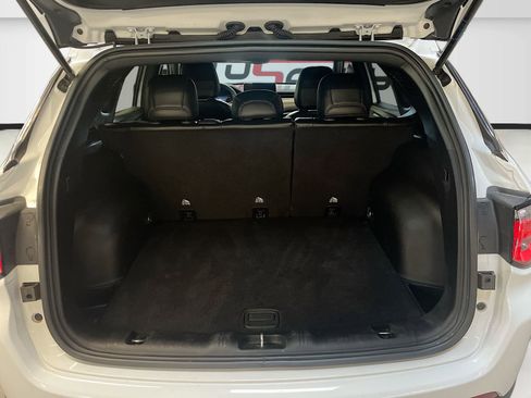 Used 2024 Jeep Compass Latitude w/ Altitude Special Edition image 24