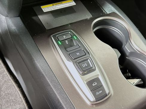 Used 2023 Honda Passport EX-L image 16