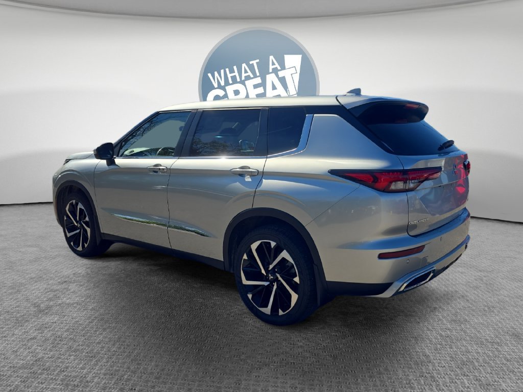 Used 2022 Mitsubishi Outlander SE AWD/4WD image 6